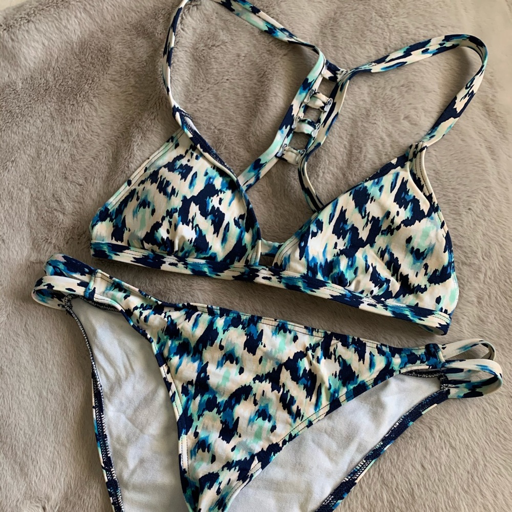 BCBG Watercolour Bikini Set 👙